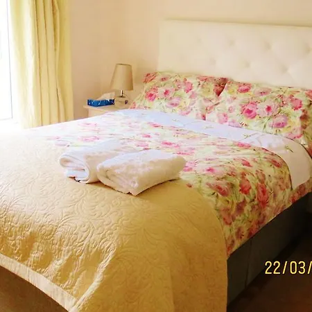 فندق مبيت وإفطار Athgarvan B&B *