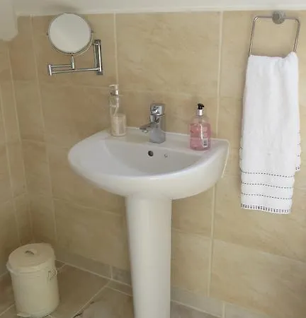 Athgarvan B&B Couette-café