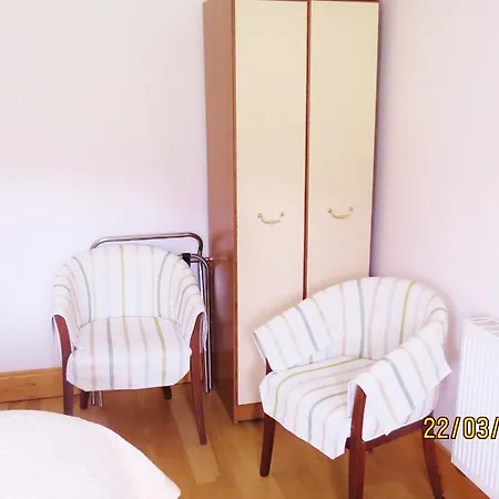 Athgarvan B&B Couette-café *