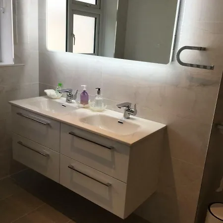 阿斯加湾住宿加早餐旅馆 住宿加早餐酒店 Athgarvan